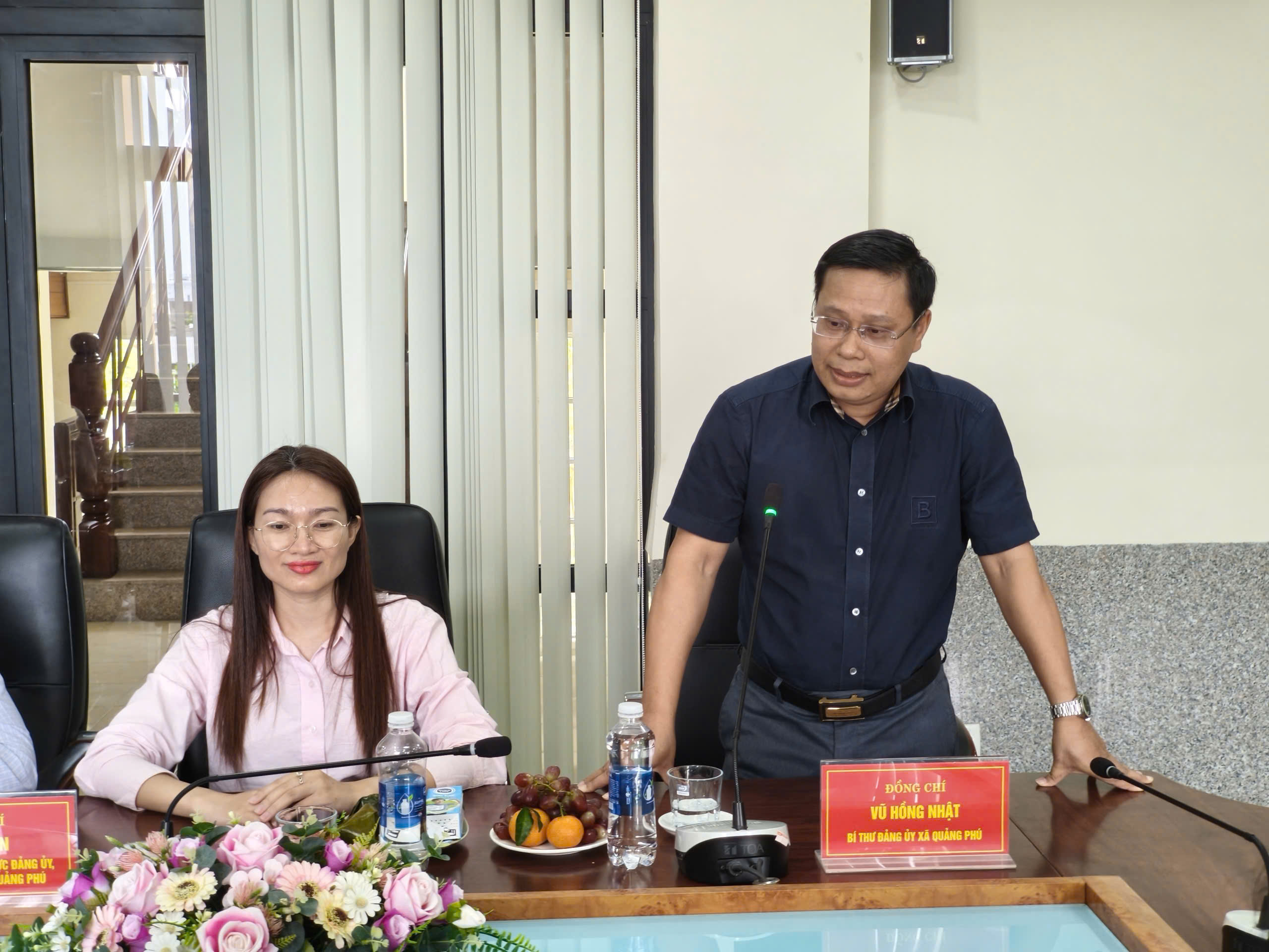 Bí thư D9amng3 ủy xã phat bieu